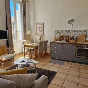 Superbe 2 Pièces Avec Grande Terrasse, Classé *** Appartement Marseille